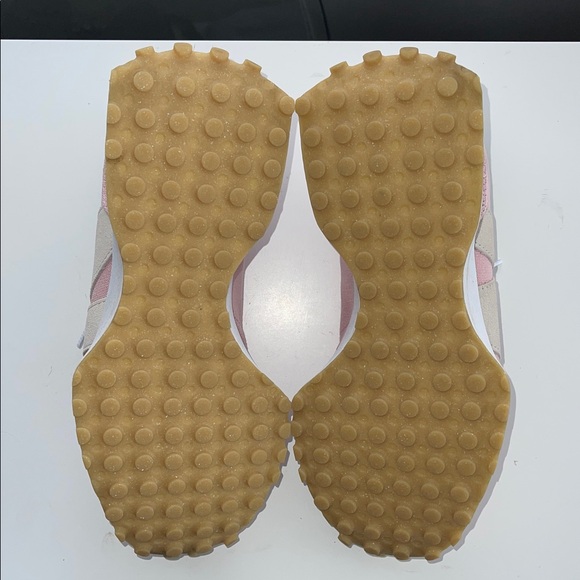 New Balance 327 Pink Women's Sz 11 - Picture 5 of 8